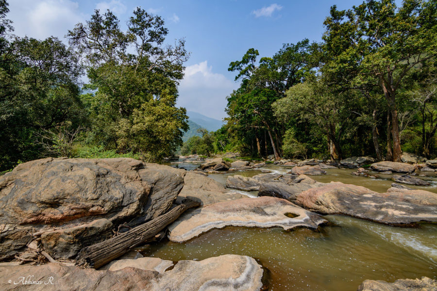 Pambar River flowing through at Chinnar