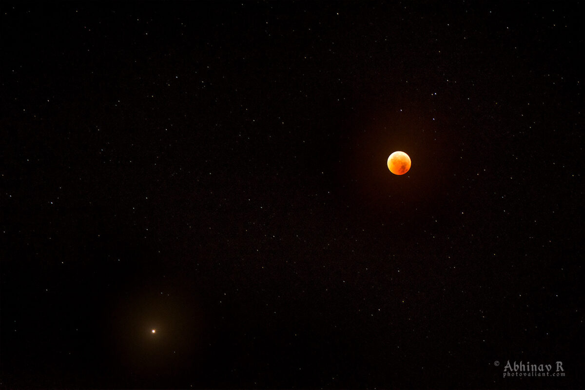 Lunar Eclipse 2018 - Moon (top right) and Mars (bottom left)